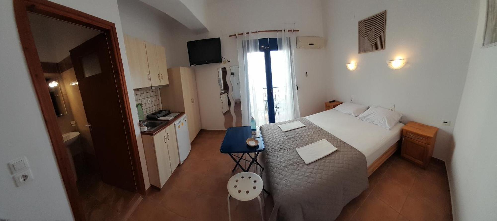 Lydia Mare Aparthotel Agios Kirykos  Room photo